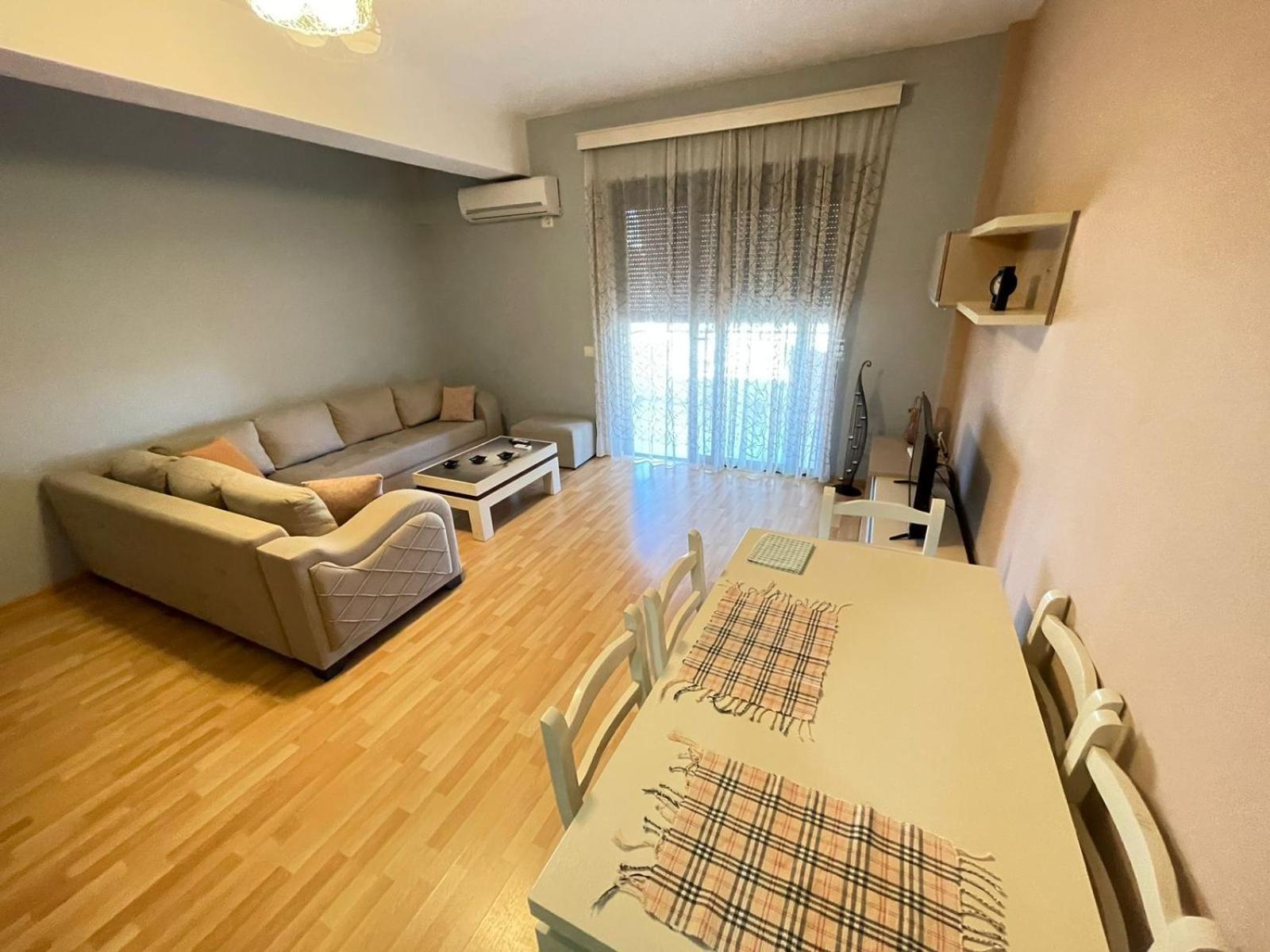 Xhemi'S Apartment Saranda Extérieur photo