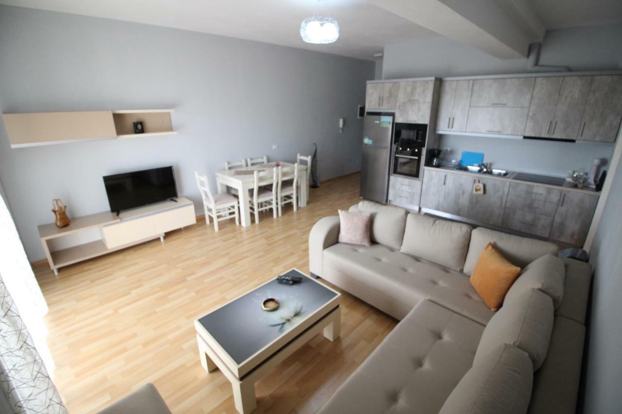 Xhemi'S Apartment Saranda Extérieur photo